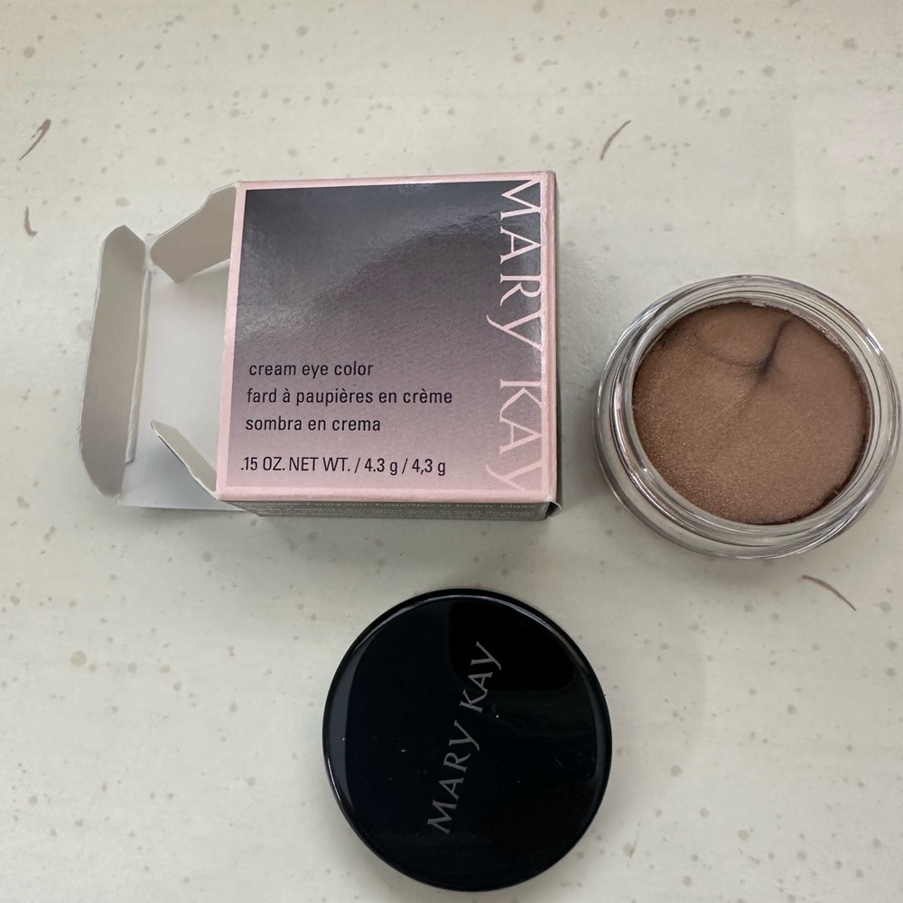 Mary Kay Cream Eye Color - iced cocoa